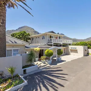 beach-house-hout-bay.hotels-capetown.com/